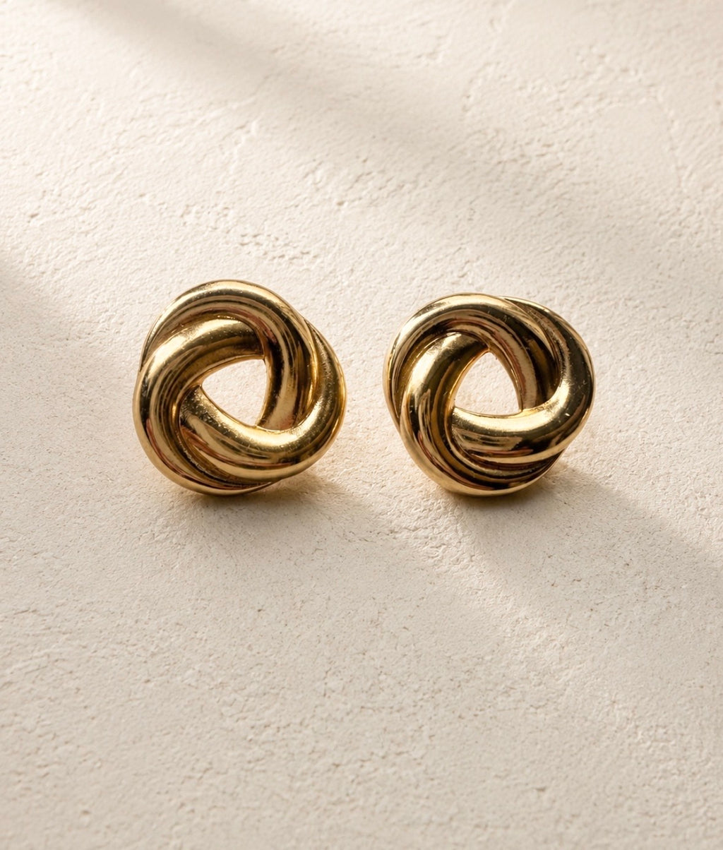 Gyre Stud